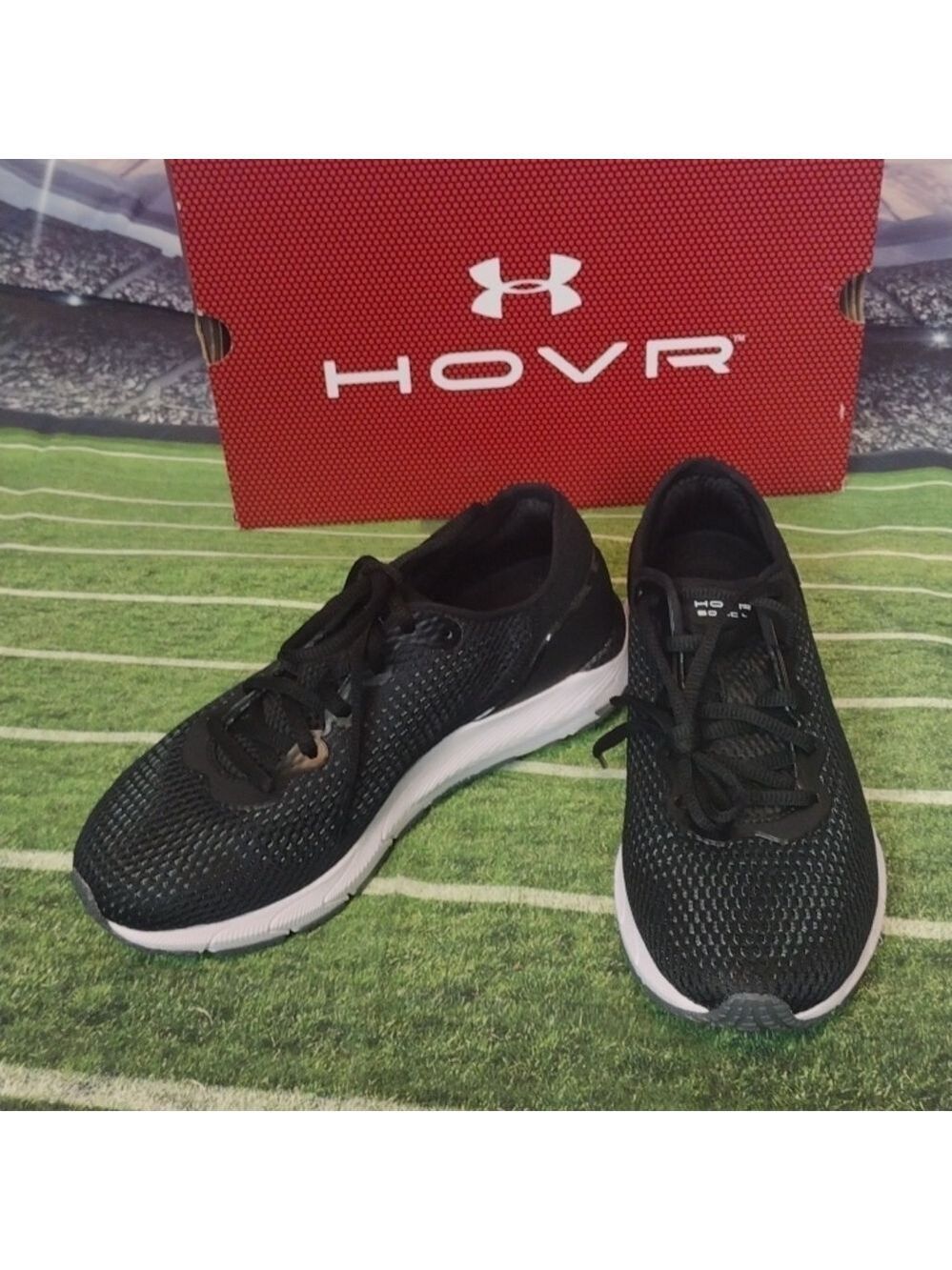 Under ARMOUR NWT HOVR Sonic 4 Shoes Size 7